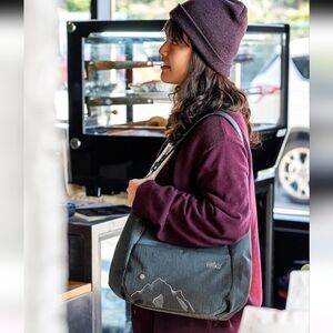 Haiku Amble HoboColor: deep forest